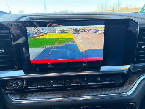 Certified 2024 Chevrolet Silverado 1500 LT image 21