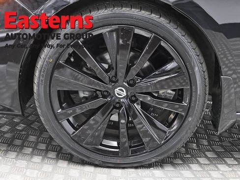 Used 2022 Nissan Altima 2.0 SR FWD image 32