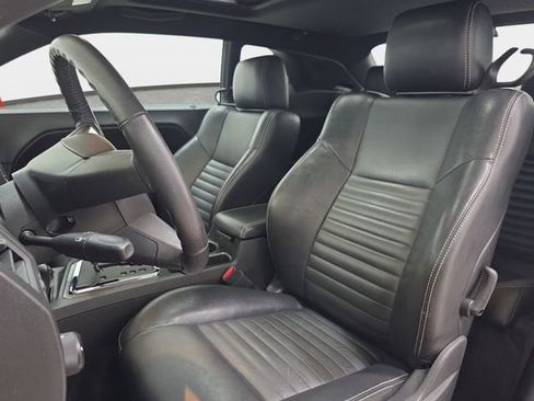 Used 2009 Dodge Challenger R/T image 14