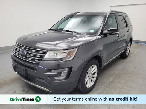 Used 2017 Ford Explorer XLT w/ Equipment Group 202A image 1