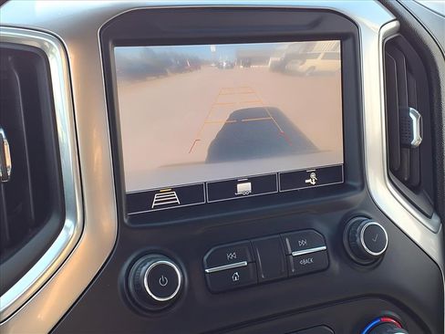 Used 2020 Chevrolet Silverado 1500 LT w/ All-Star Edition image 11