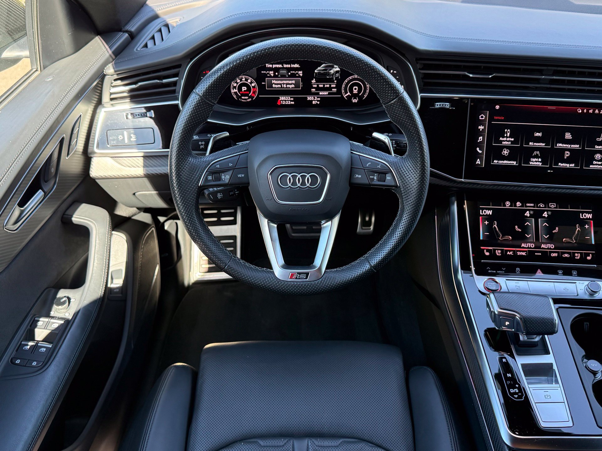 Used 2023 Audi RS Q8 AWD/4WD image 15