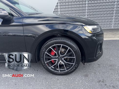 Used 2023 Audi SQ5 Premium Plus w/ Premium Plus Package image 3