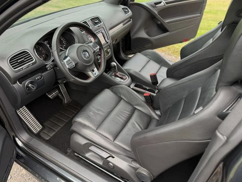 Used 2010 Volkswagen GTI 2-Door FWD image 71