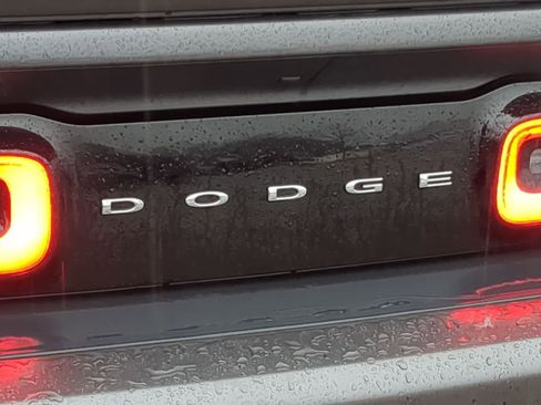 Certified 2018 Dodge Challenger GT image 19