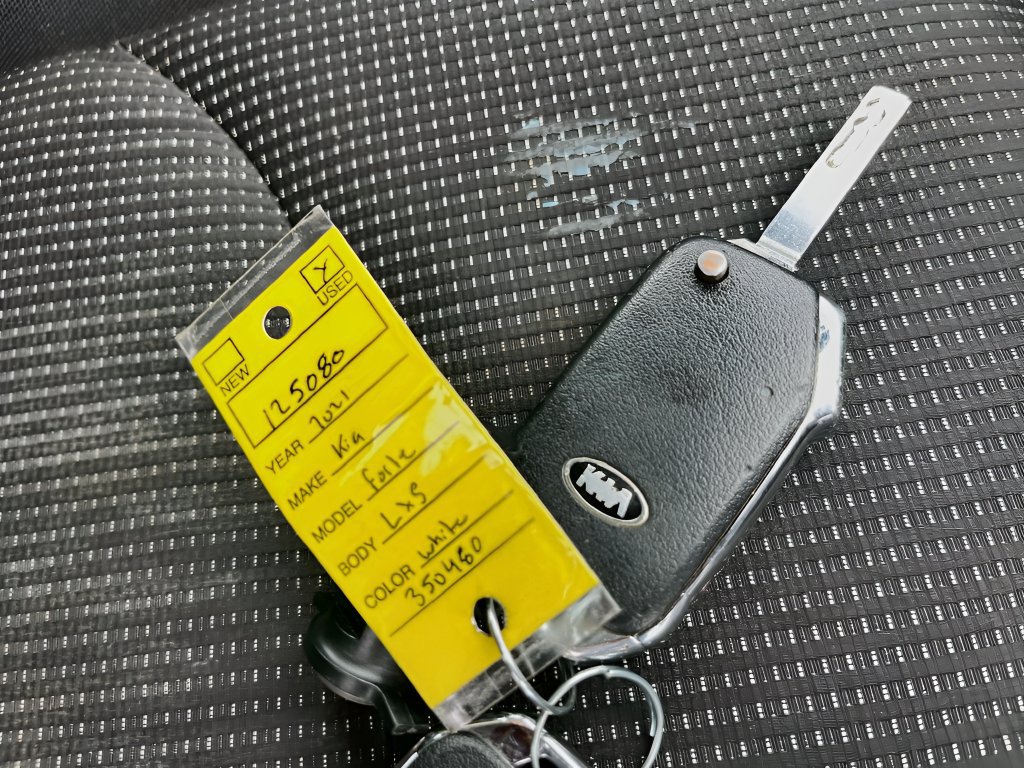 Used 2021 Kia Forte LXS FWD image 30