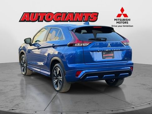 Used 2024 Mitsubishi Eclipse Cross SE image 3