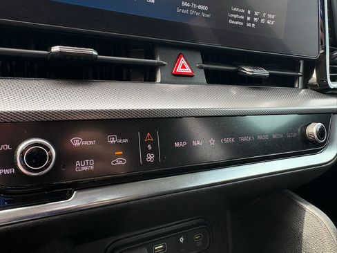 Used 2023 Kia Sportage SX FWD image 21