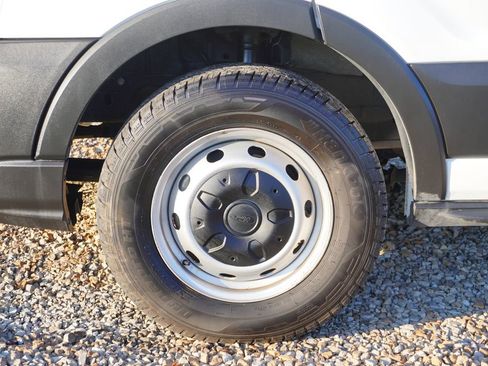 Used 2020 Ford Transit 250 Low Roof image 10