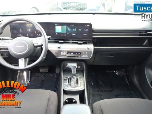 Used 2024 Hyundai Kona SEL FWD image 25