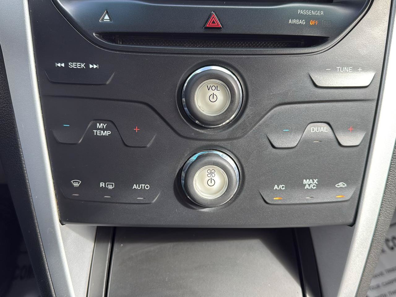 Used 2014 Ford Explorer XLT w/ Equipment Group 202A FWD image 42