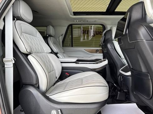 Used 2025 Lincoln Navigator L Black Label w/ Black Label Special Edition AWD/4WD image 25