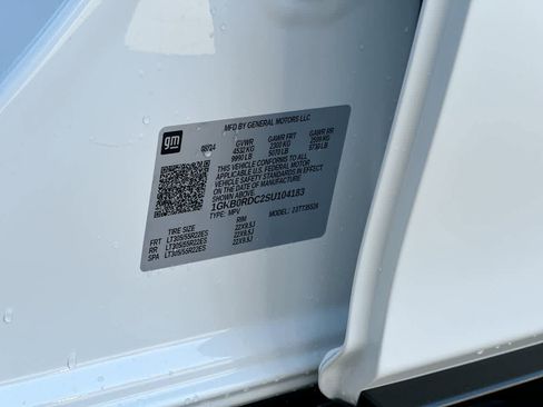 Used 2025 GMC Hummer EV 3X w/ LPO, Cargo Utility Package image 35