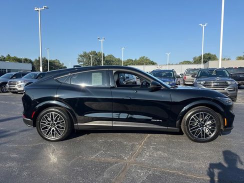 Used 2025 Ford Mustang Mach-E Premium AWD/4WD image 6
