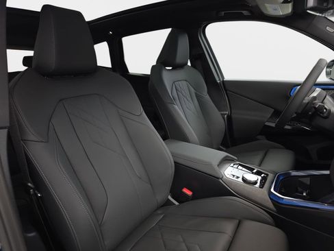 New 2026 BMW X3 xDrive30 image 9