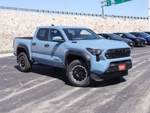 New 2026 Toyota Tacoma 4x4 Double Cab Hybrid image 2