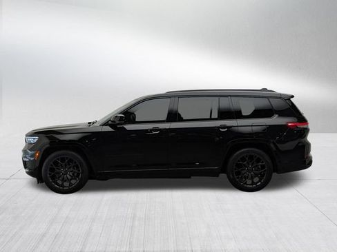Used 2024 Jeep Grand Cherokee L Summit AWD/4WD image 8