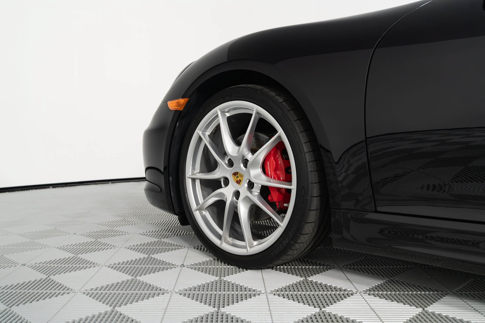 Used 2015 Porsche Boxster S RWD image 17