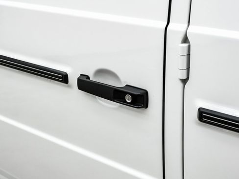 Used 2019 Mercedes-Benz G 550 w/ Exclusive Interior Package image 39