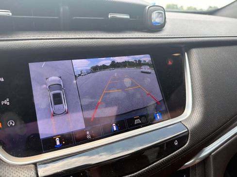 Used 2023 Cadillac XT5 Sportv w/ Technology Package AWD/4WD image 17