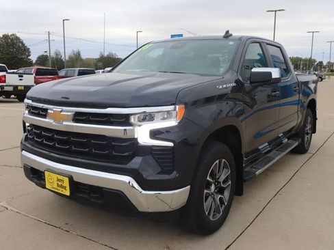 Used 2023 Chevrolet Silverado 1500 LT image 7