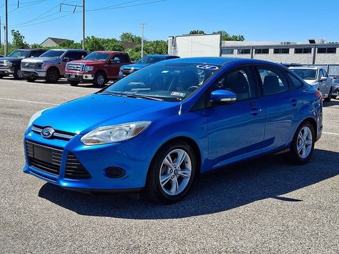 Used 2014 Ford Focus SE FWD image 3