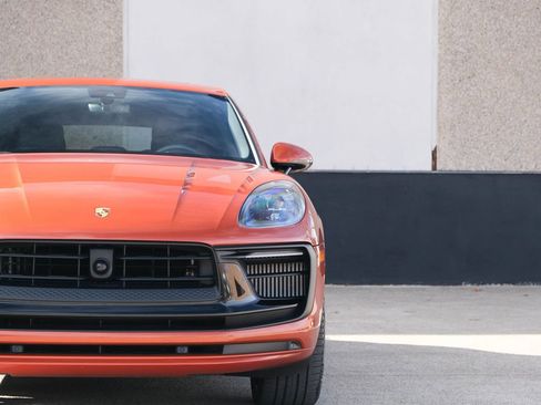 Used 2022 Porsche Macan GTS AWD/4WD image 2