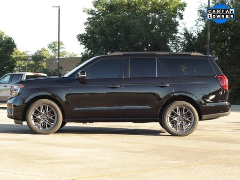 Used 2025 Ford Expedition Platinum w/ Stealth Performance Package AWD/4WD image 4
