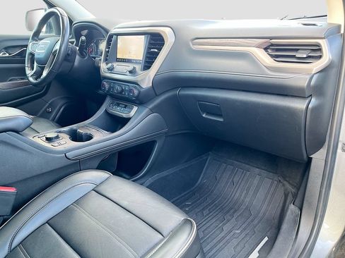 Used 2021 GMC Acadia Denali w/ Denali Ultimate Package AWD/4WD image 30
