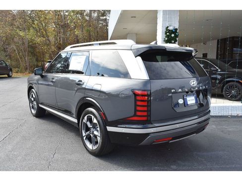 New 2026 Hyundai Palisade Limited image 3