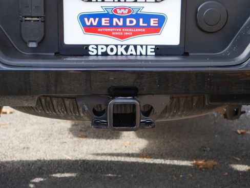 Used 2019 GMC Sierra 1500 AT4 w/ Off Road Performance Package image 26