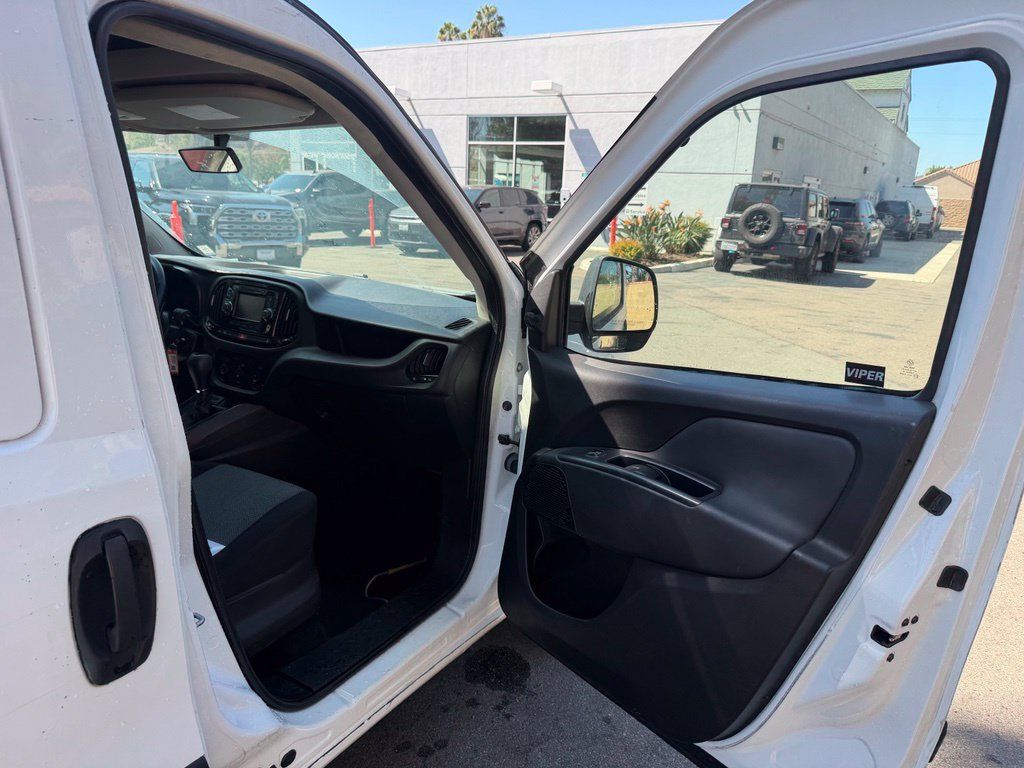 Used 2018 RAM ProMaster City Tradesman FWD image 17