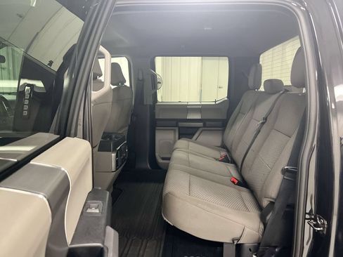 Used 2020 Ford F350 XLT w/ XLT Premium Package AWD/4WD image 22