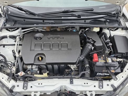 Used 2017 Toyota Corolla SE w/ Carpet Mat Package (TMS) FWD image 33