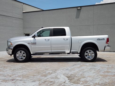 Used 2018 RAM 2500 Laramie w/ Off Road Package AWD/4WD image 4