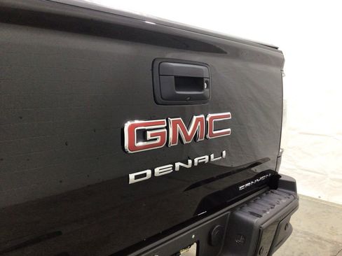 Used 2022 GMC Canyon Denali image 23