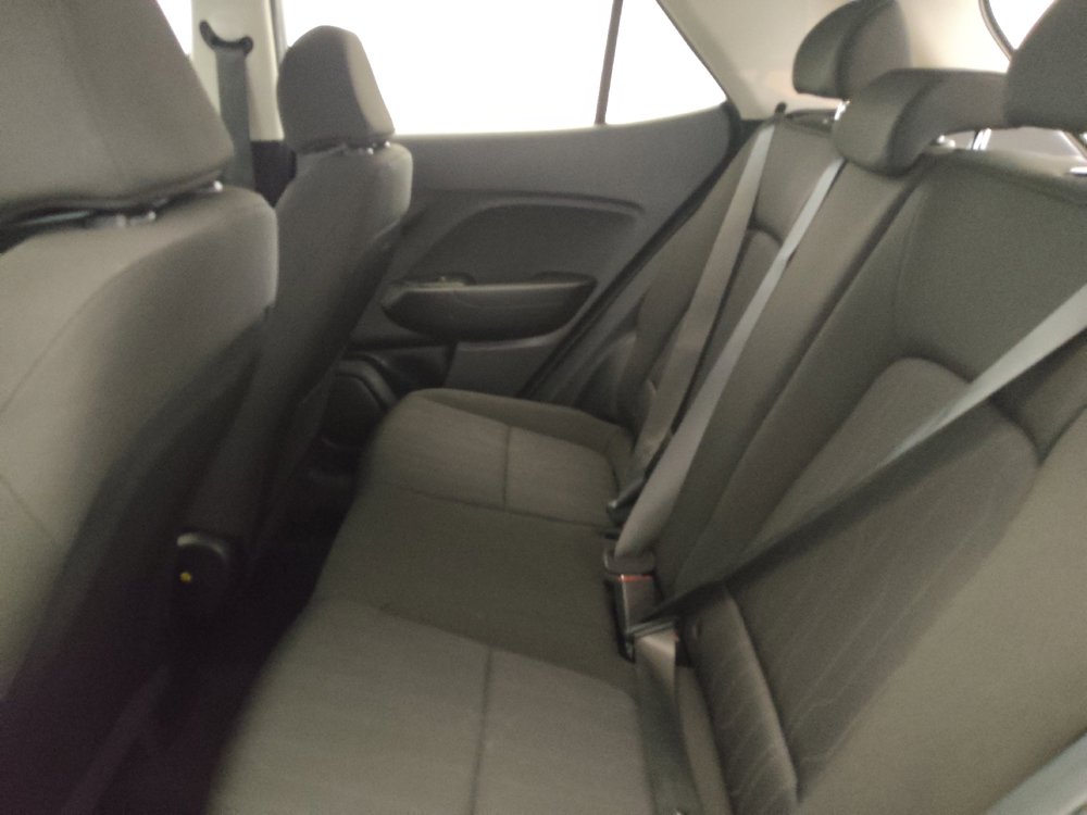 Used 2021 Hyundai Venue SE FWD image 18