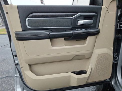 Used 2022 RAM 2500 Big Horn w/ Level C Equiment Group image 12