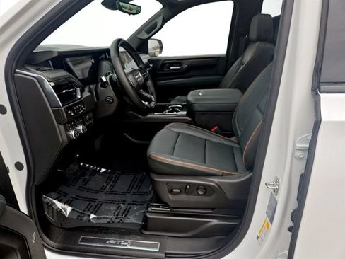 New 2026 GMC Yukon AT4 w/ AT4 Premium Plus Package AWD/4WD image 30