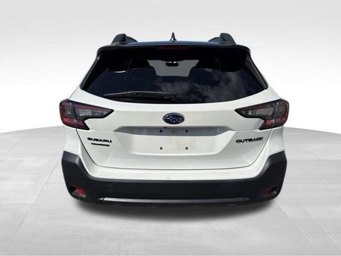 Used 2023 Subaru Outback Onyx Edition AWD/4WD image 7