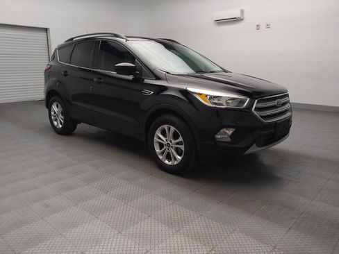 Used 2018 Ford Escape SE image 13