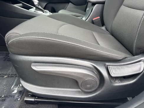 Used 2024 Kia Forte LXS FWD image 16