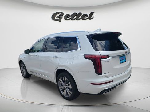 Used 2024 Cadillac XT6 Premium Luxury AWD/4WD image 7