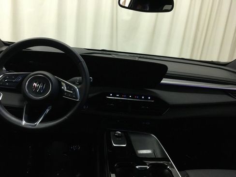 Used 2025 Buick Enclave Preferred image 19