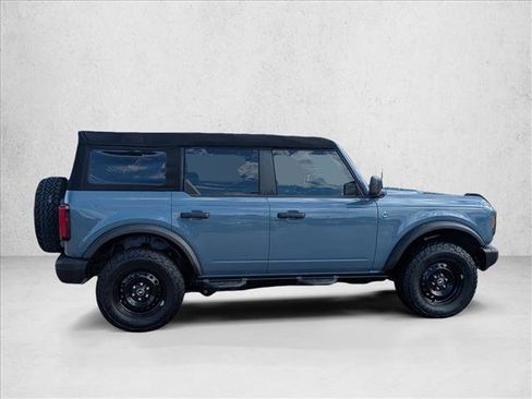 Used 2023 Ford Bronco Black Diamond image 4