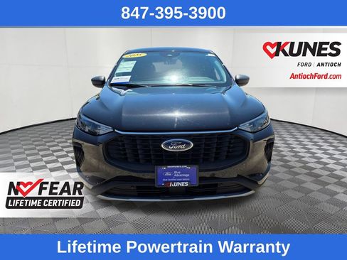 Certified 2025 Ford Escape Active AWD/4WD image 2
