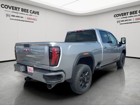 New 2026 GMC Sierra 2500 AT4 w/ AT4 Premium Plus Package image 9