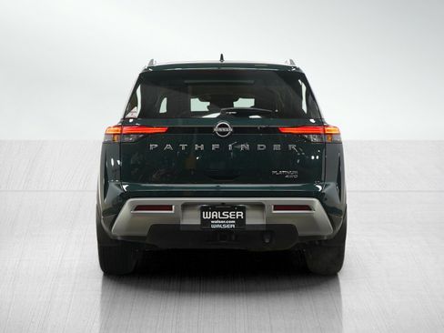 Used 2024 Nissan Pathfinder Platinum AWD/4WD image 4