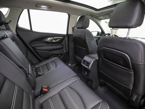 Used 2023 GMC Terrain Denali AWD/4WD image 26