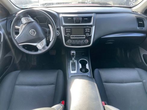 Certified 2018 Nissan Altima 2.5 SR image 10